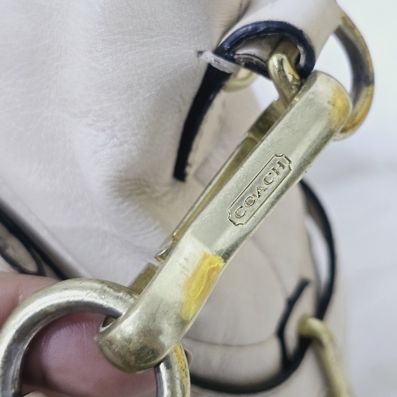 Coach Maddison Cream Leather used - Picture 5 of 16
